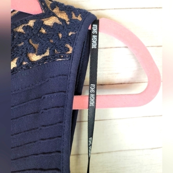 TADASHI SHOJI PINTUCK JERSEY AND LACE DRESS IN NAVY NUDE, SZ SMALL - Picture 7 of 16